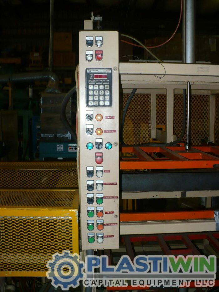 Used Heartland Model HIL3636 Inline Thermoformer 3 In-line thermoforming machine