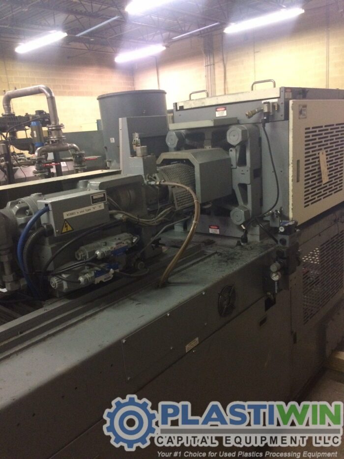 40 Ton Nissei PN40-2A Injection Molding Machine 6 40 Ton Nissei PN40-2A Injection Molding Machine