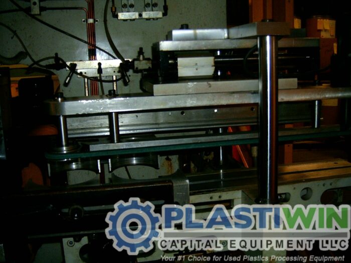 used akei pvc blow molding machine