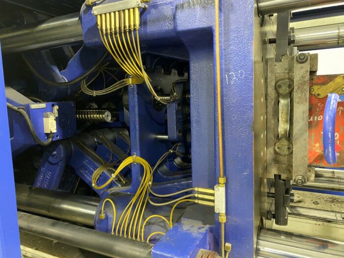 used 259 ton haitian ve2300/750h injection molding machine