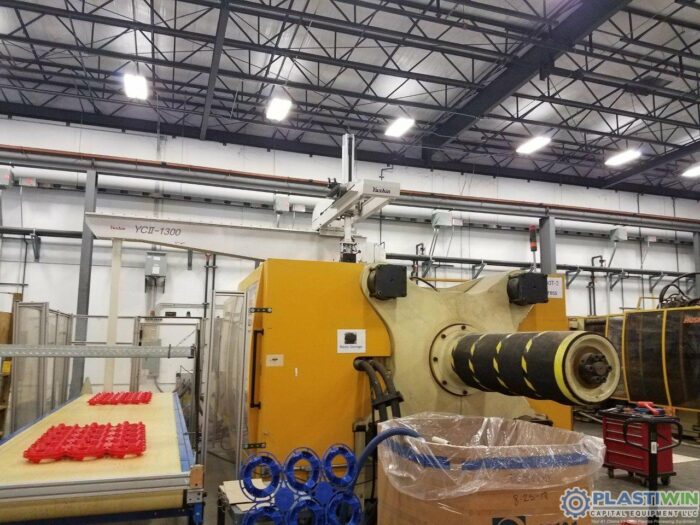 Used 800 Ton Husky Hylectric H800 RS135/125 Injection Molding Machine 3 Used 800 Ton Husky Hylectric H800 RS135/125 Injection Molding Machine