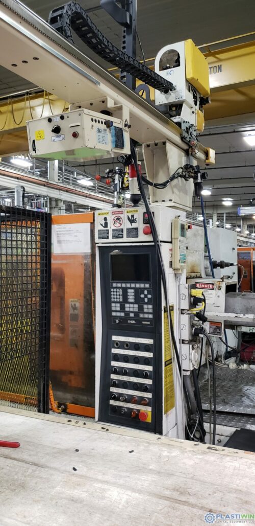 Used 200 Ton Engel ES700/200 Injection Molding Machine