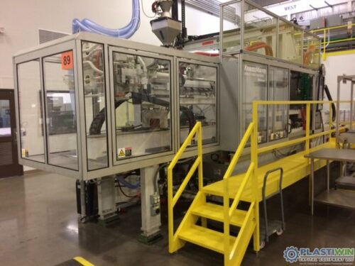 Used 420 Ton Krauss Maffei 420-1400-700 CZWEN 2 Shot Injection Molding Machine