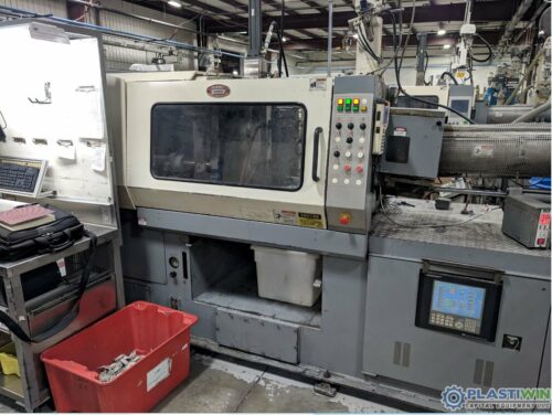 Used 154 Ton Nissei FN3000 Injection Molding Machine 5