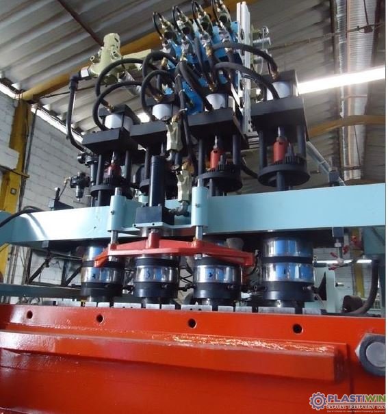 Used Uniloy Model 350-R2 (4) Head Reciprocating Screw Intermittent Extrusion Blow Molding System