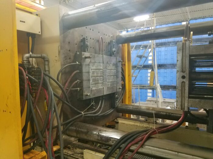 husky injection molding machine for sale used