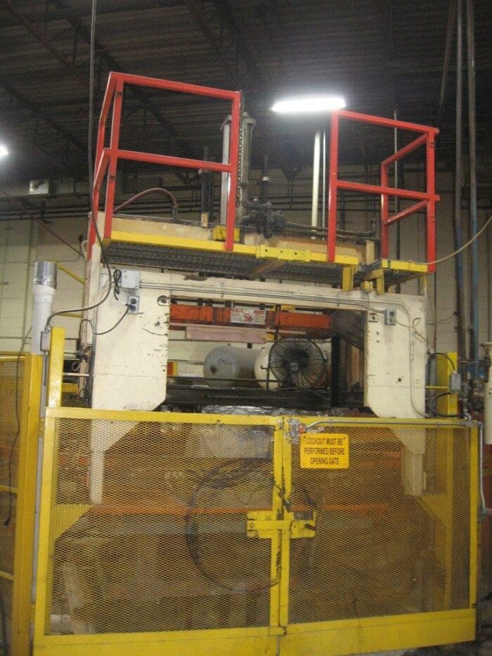used brown r223 3-station rotary vacuum former