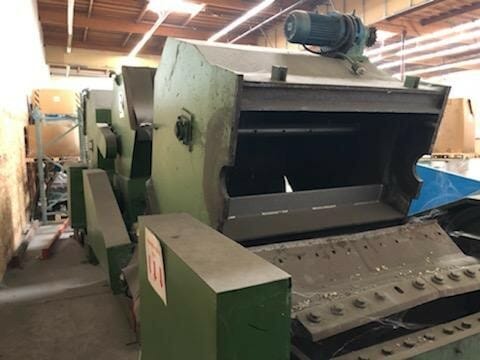 used 100 hp grinder with infeed and discharge conveyors