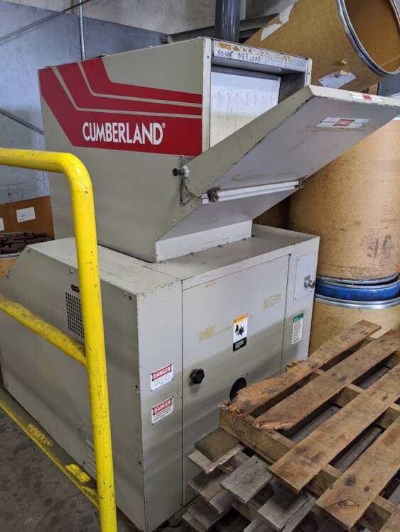 used cumberland grinder with blower & cyclone