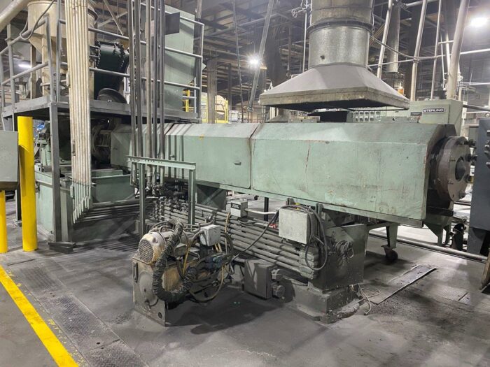 used 6” sterling 500 hp 38:1 single screw extruder