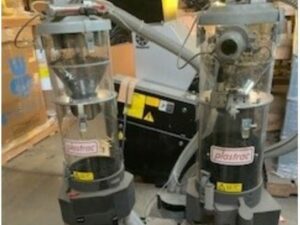 used plastrac model gf-402 two component gravimetric blender with integral loaders