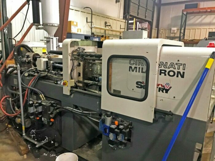 Used 33 Ton Cincinnati Milacron VST 33 Injection Molding Machine 1 Used 33 Ton Cincinnati Milacron VST 33