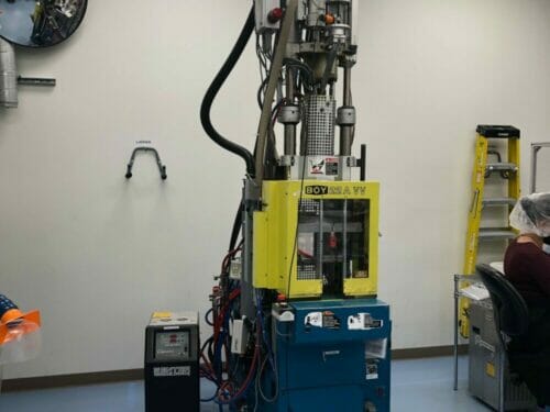 Used 22 Ton Boy 22A VV Vertical Injection Molding Machine