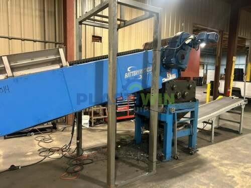 Used Untha RS40 Shredder with Conveyor Line