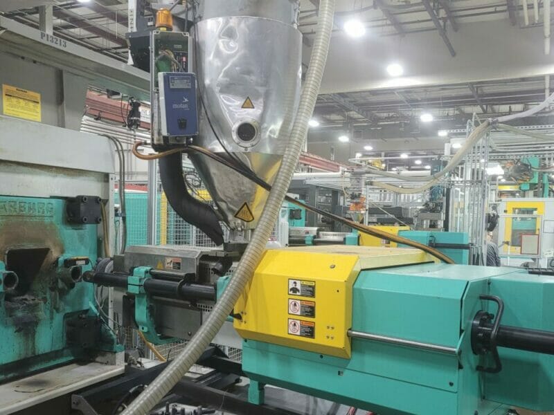 Used 220 Ton Arburg 570C 2000-800 Injection Molding Machine