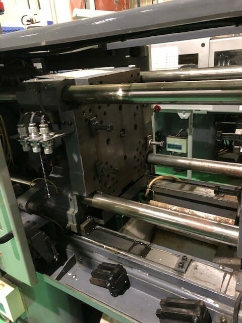 Used 50 Ton Sumitomo SE50DU Injection Molding Machine