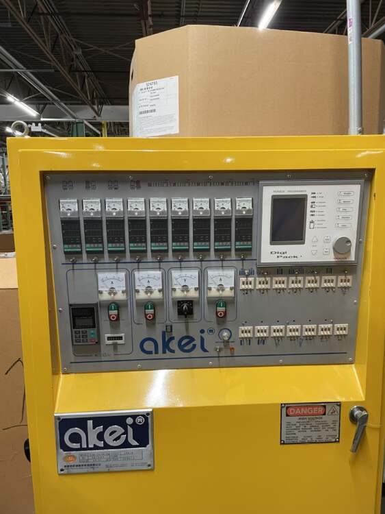 Used Akei Model 70SN-TS-DH-PVC Extrusion Blow Molding Machine