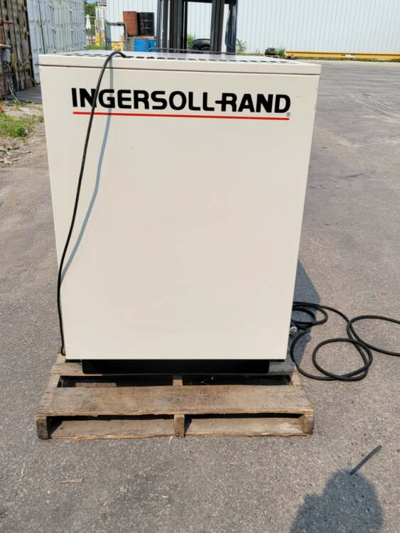 Used 15 Ton Ingersoll Rand SSR-EP15SE Compressor