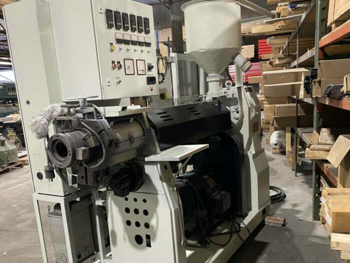 Used 72mm Kuhne K70/24D Single Screw Extruder