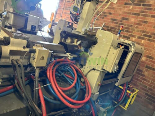 Used 85 Ton Cincinnati Milacron VSX 85 Injection Molding Machine