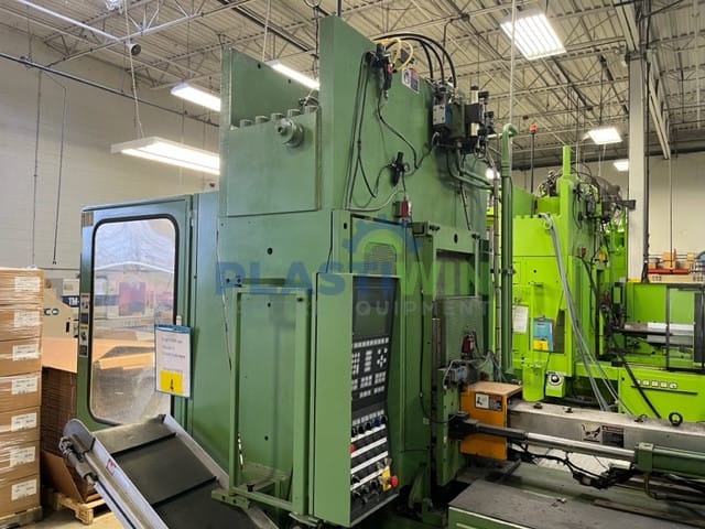 Used 200 Ton Engel Vertical 2 Station Rotary Injection Molding Machine