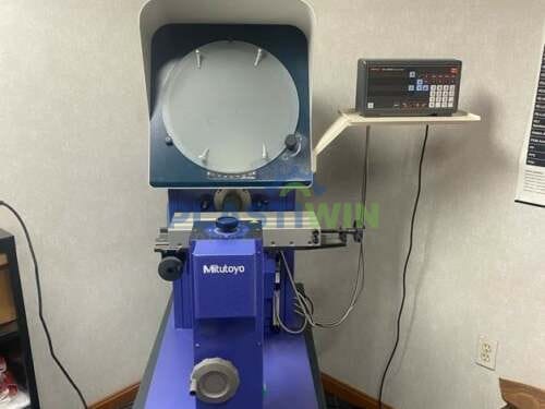 Used Mitutoyo Model PH-A14 Optical Comparator