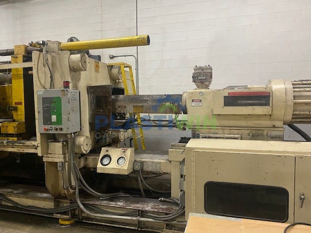 Used 700 Ton Van Dorn Injection Molding Machine