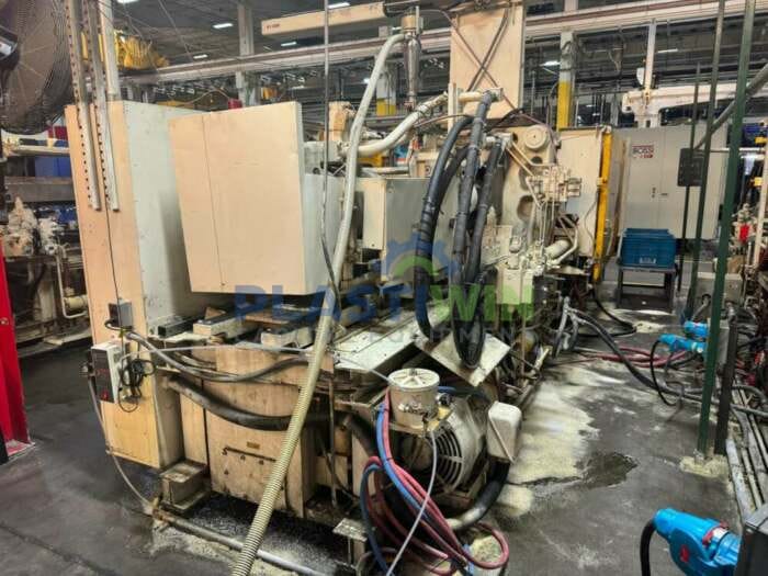 Used 500 Ton Toshiba ISGS500V10-27AT Injection Molding Machine