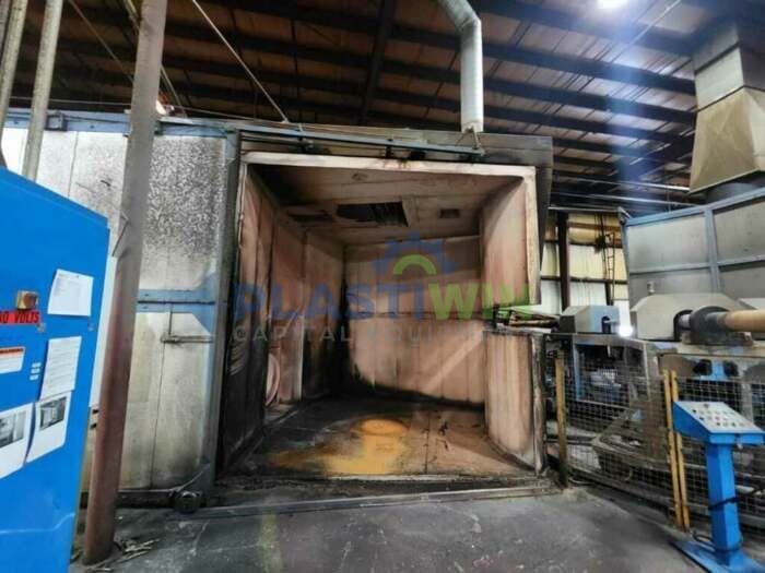 Used Ferry RS4-3300 4 Arm Rotational Molding Machine