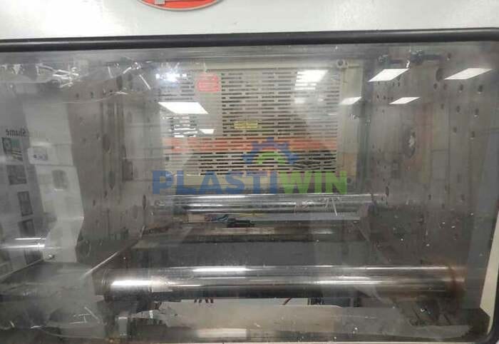 Used 197 Ton Nissei FN4000-36A Injection Molding Machine