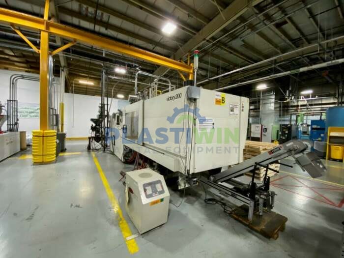 Used 200 Ton Engel Victory 750H/200W/200 2-Shot Injection Molding Machine