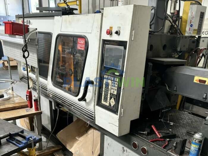 Used 150 Ton Nan Rong TNR150LCD Injection Molding Machine