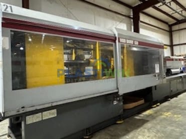 Used 650 Ton Van Dorn 650HT Injection Molding Machine