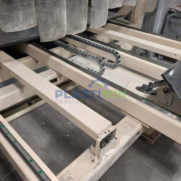 Used Quintax Model E5510 5 Axis CNC Router