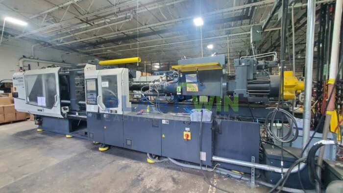 Used 420 Ton Sumitomo Systec 420/820-3300 Thermoset Injection Molding Machine