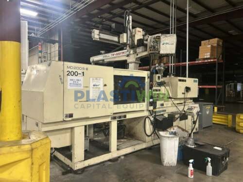 Used 200 Ton Niigata MD200S-3 Injection Molding Machine