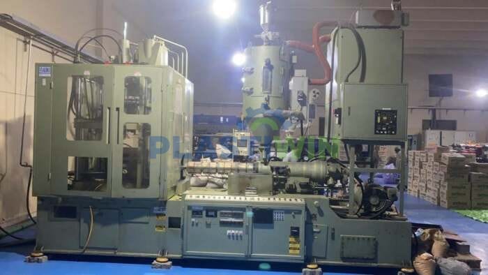 Used Aoki 250-50 Injection Stretch Blow Molding Machine