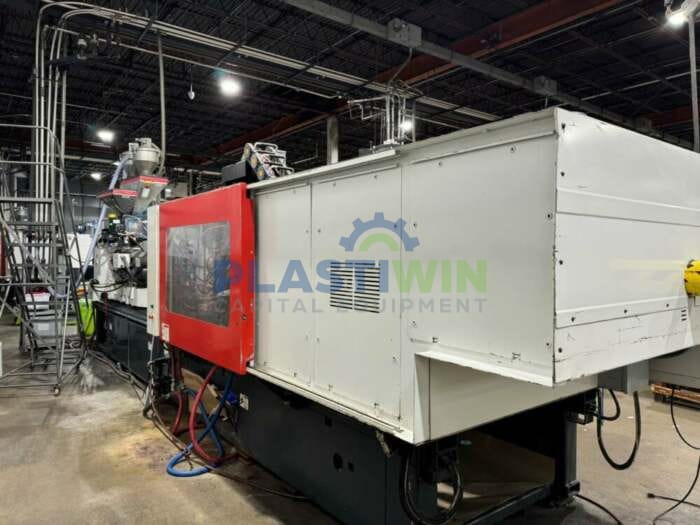 Used 440 Ton Milacron NT440 Injection Molding Machine