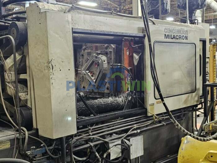 Used 500 Ton Cincinnati Milacron Injection Molding Machine