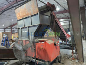 Used 60 HP Weima WL 10 Single Shaft Shredder with Conveyors