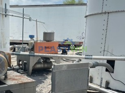 Used 350,000 Lb. Mixing Silo