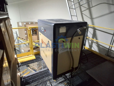 Used G Standard 25 HP GSI-25 Rotary Screw Compressor