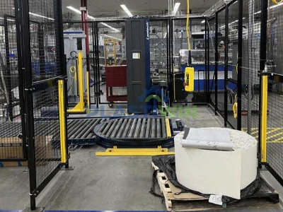 Used Lantech Q300XT Plus Pallet Wrapper