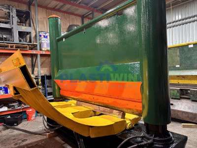 Used 110" Black Clawson Guillotine