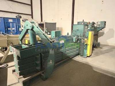 Used 30 HP Harris Selco Auto Tie Horizontal Baler