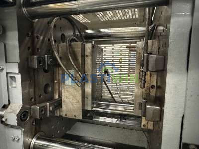 Used 154 Ton Nissei FN3000 Horizontal Injection Molding Machine