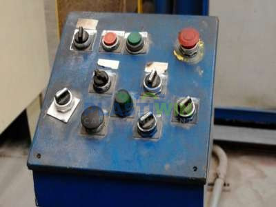 Refurbished McNeil 800 (3) Arm Rotational Molding Machine