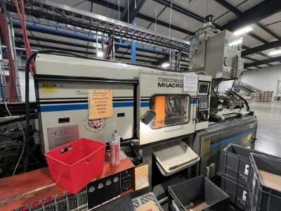 Used 110 Ton Cincinnati Milacron VT110 Horizontal Injection Molding Machine