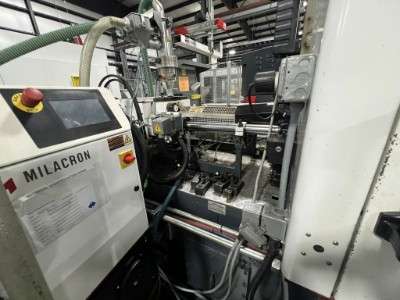 Used 90 Ton Milacron Q90 Horizontal Injection Molding Machine