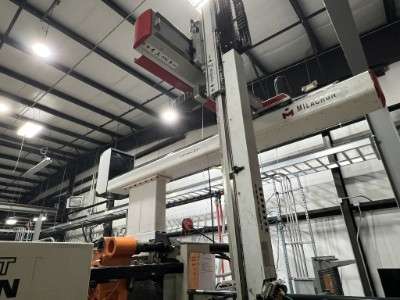 Used Sepro CM-Success 22 Robot